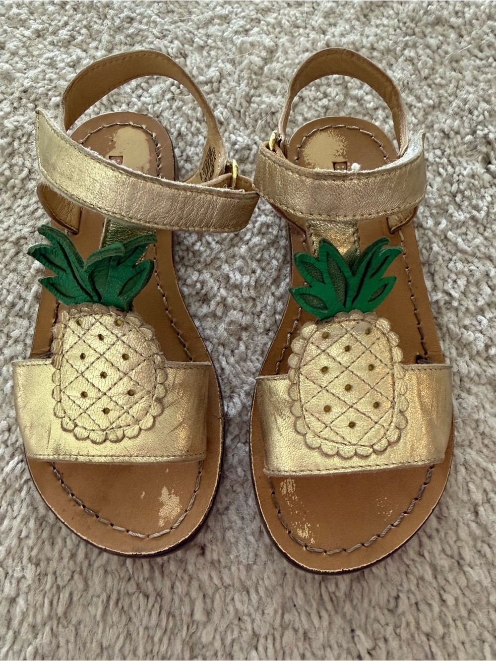 Mini Boden eu 28 Gold Pineapple Applique Sandals